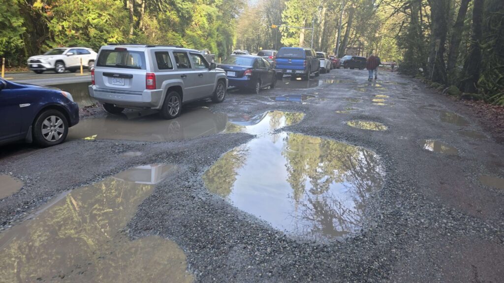 Goldstream Park停車場